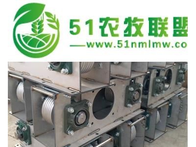 羊场不锈钢刮粪机 干湿分离羊舍刮粪机图1