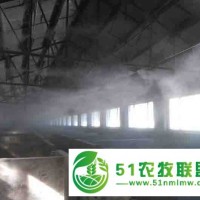 养殖场安装喷雾设备进行喷雾除臭消毒