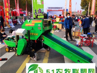青储包装机械 全自动秸秆青贮打捆机生产厂家图1