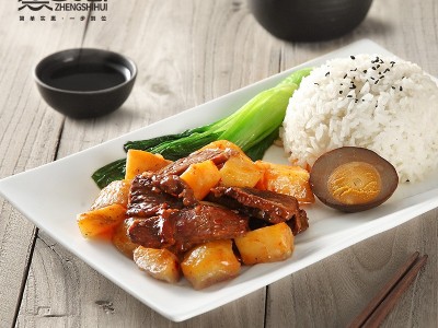 土豆牛肉料理包 冷冻速食快餐盖饭料理包 快餐调理料包批发图2