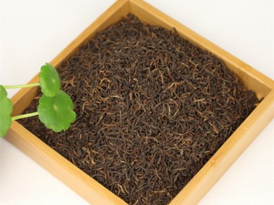 云南产地货源 勐海普洱茶金芽熟茶 宫廷普洱 散茶厂家直销图5