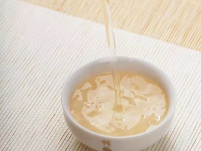 传成老树白茶（淡泊明志）30g/盒2015特级银针图4