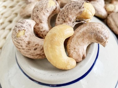 越南带皮腰果仁500g原装烘焙盐焗特产坚果孕妇小吃零食散装批发图4