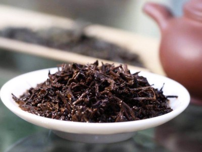 三鹤金花罐2020六堡茶 梧州茶厂2016年陈化特级金花六堡黑茶200g图4