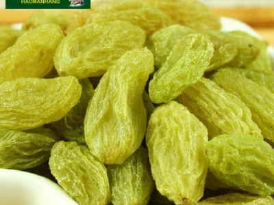葡萄干50g新疆特产袋装绿堤子干 批发广式蜜饯休闲食品图3