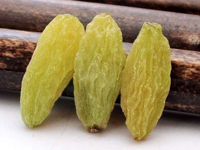 新疆葡萄干20斤箱无籽散装蛋糕冷饮零食批烘焙用新货黄绿葡萄干图2