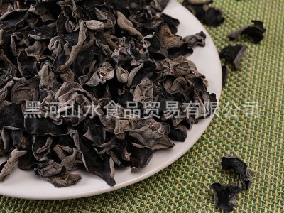 东北特产干货黑木耳肉厚朵大无根有机木耳干菌类100g礼品盒装木耳图4