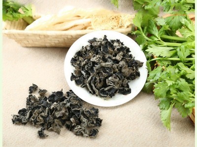 【厂家直供】特产干货黑木耳500g散装1.8-2.5 酒店餐饮黑木耳图5