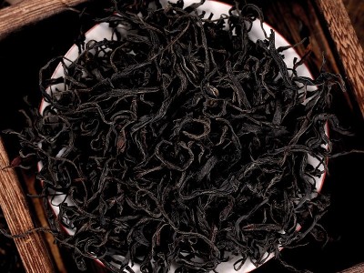 凤庆滇红茶 云南大叶种茶 醇厚甘甜古树红茶 500克散装红茶批发图2