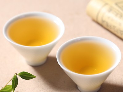 凤庆滇红茶 云南大叶种茶 醇厚甘甜古树红茶 500克散装红茶批发图4