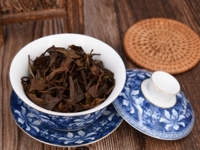 2013年福鼎白茶陈香贡眉老白茶散装高山日晒春茶茶叶500g厂家批发图2