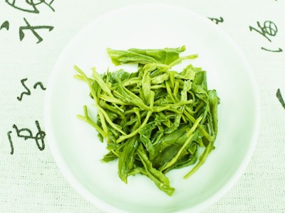 2022年产地货源炒青绿茶 雅安栗香毛峰香茶 散装现货茶叶厂家批发图4