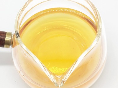 2020年福鼎白茶白牡丹王茶饼磻溪日晒花香茶叶新茶福建白茶饼批发图2