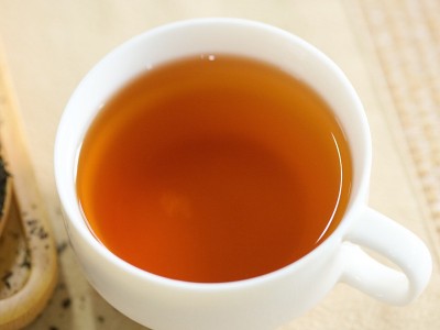 圣荃东冈子 金香红茶浓香型花香红碎茶 商用批发 厂家出售图4