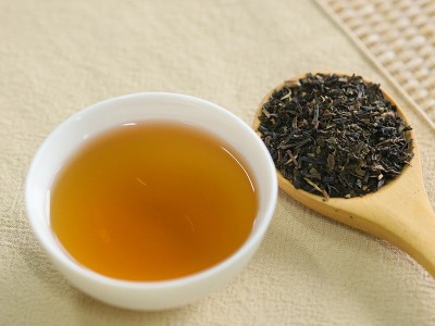 圣荃东冈子 金香红茶浓香型花香红碎茶 商用批发 厂家出售图2
