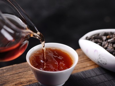源头工厂 批发云南普洱茶叶 糯米香茶化石 碎银子 散装糯香小沱茶图4