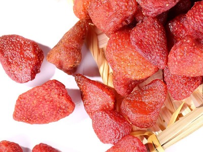 【鼠状元草莓干60g】休闲零食蜜饯果脯水果干办公室零食图4
