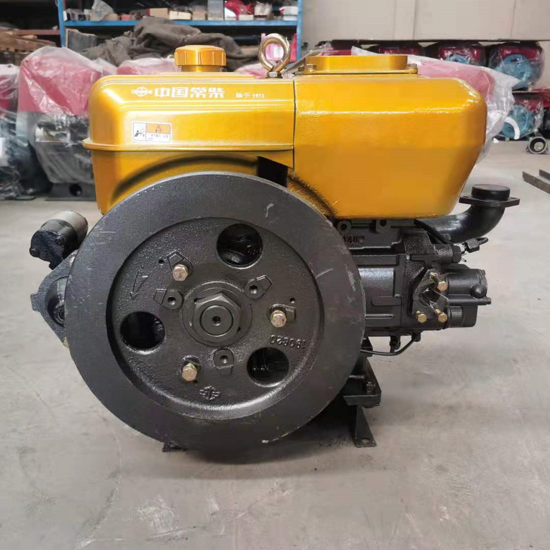 H16型柴油机，配套轮宽1米全液压压路机2-3吨履带车 (4
