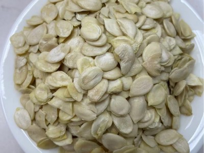西瓜子仁9--10mm中片烘焙糕点原料中秋五仁月饼馅料25千克/箱图4