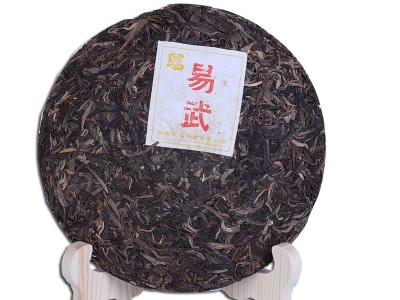 2007年经典易武正山生茶茶叶 云南特产普洱茶 大叶种茶生茶饼茶图5