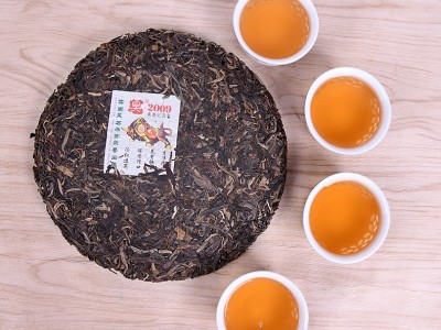 盛世金牛陈年普洱茶产地直销普洱茶生茶七子饼茶云南特色茶叶春茶图3