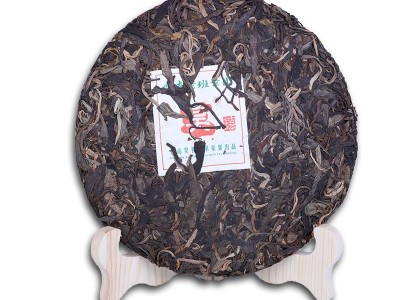 2007年云南班章王 普洱茶七子饼茶 班章茶生茶勐海高山茶叶图5