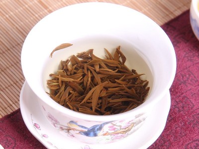 浓香型金骏眉红茶散装批发武夷山桐木关花果香金俊眉茶叶小铁罐装图4