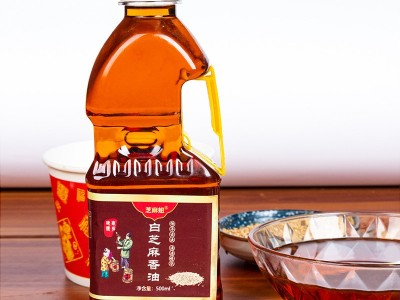 厂家供应小磨香油大瓶芝麻油 家用商用凉拌食用火锅油碟批发图3