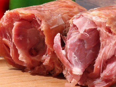 闻风香青岛老火腿即食猪腱子肉大肉肠批发大肉粒熏煮火腿肠烟熏肠图3