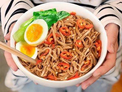 现货批发500g荞麦面条0脂肪低升糖代餐挂面黑麦苦荞面速食面代发图5