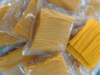 厂家批发玉米面条批发定制220g/袋玉米面条面饼量大从优图3