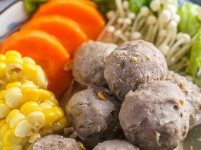 潮汕牛肉丸批发牛筋丸火锅丸子烧烤串串关东煮食材麻辣烫商用批发图4