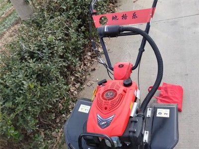 汽油四驱微耕机 小型中耕培土机 农田打沟犁地机图3
