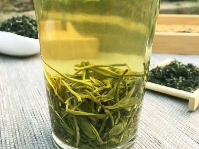 高山云雾碧螺春明前浓香型日照充绿茶毛峰碧螺春特级栗香茶叶批发图3