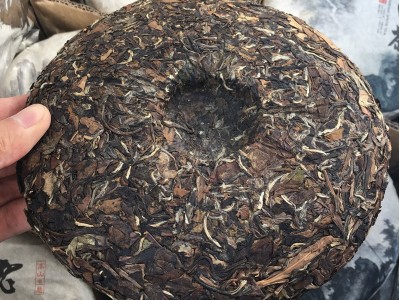 福鼎高山白茶饼批发 老白茶饼寿眉白茶一件代发图4