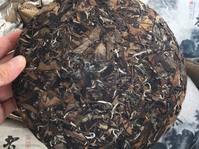 福鼎高山白茶饼批发 老白茶饼寿眉白茶一件代发图2