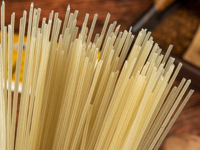 万泽过桥米线25kg大袋包装方便米粉米线砂锅米线粉干货商用供应图4