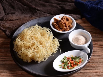 马老表云南过桥米线24袋装整箱 特产食品方便速食米线米粉图4