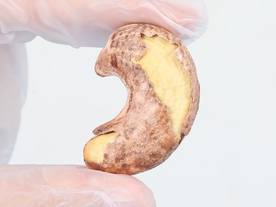 越南平阳八婆腰果A180盐焗炭烧腰果仁带皮紫衣罐装散装坚果干批发图2