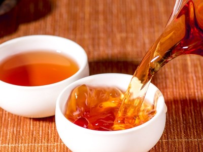 普洱茶云南勐海味熟茶小茶柱 小饼24片现货批发192g/根图3