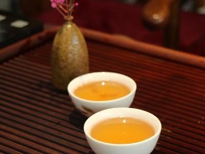 永明茶厂茶叶批发 2007年普洱生茶布朗山400克饼 石磨古茶图3