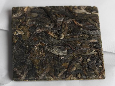润秀茶厂批发云南普洱茶小砖茶生茶薄片茶叶临沧大树茶冰糖甜图3