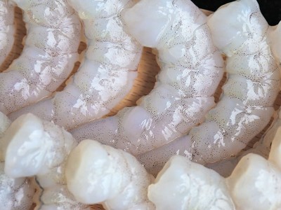 虾仁 白虾仁新鲜冷冻水晶大虾仁海鲜对虾批发冷链运输图4