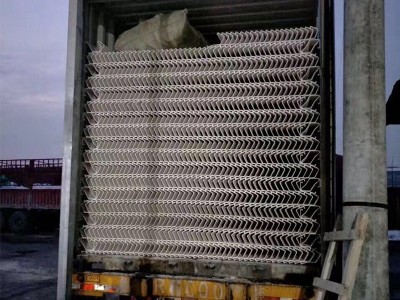 湖北厂家供应PVC材质养鸡用食槽 阶梯蛋鸡笼配件 养殖场鸡笼配件图4