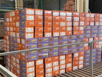 2022新货爆壳碧根果整箱4.9KG/箱 散装长寿果炒货批发图5