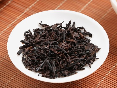 357g茶王醇熟茶茶饼 2017年产传统发酵熟普 云南特产送礼普洱批发图5