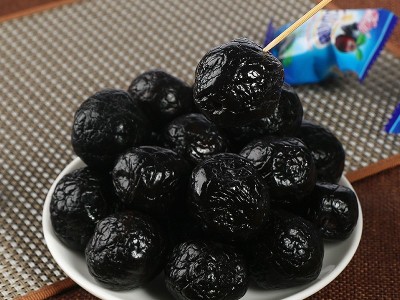 新疆特产天山乌梅干酸甜可口袋装乌梅干超市休闲零食蜜饯厂家批发图3
