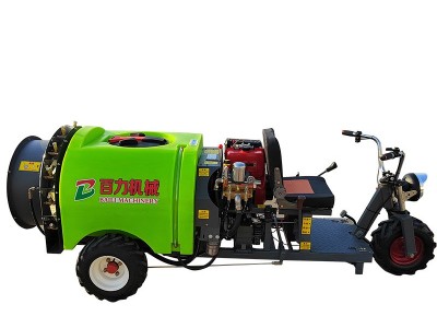 厂家货源三轮车座驾式果树打药机百力乘坐式风送喷雾机果园喷雾机图5