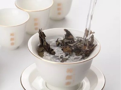 裕颜春福鼎白茶陈年老贡眉茶叶寿眉茶高山2017年老白茶饼图4