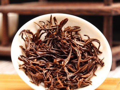 2022春茶金骏眉红茶茶叶 武夷山黄芽金芽蜜香型500g散装批发图3